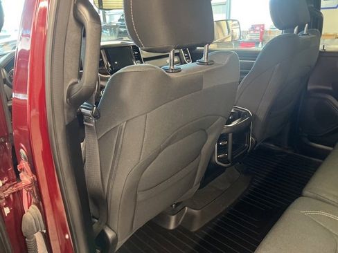 Used 2022 RAM 1500 Big Horn image 25