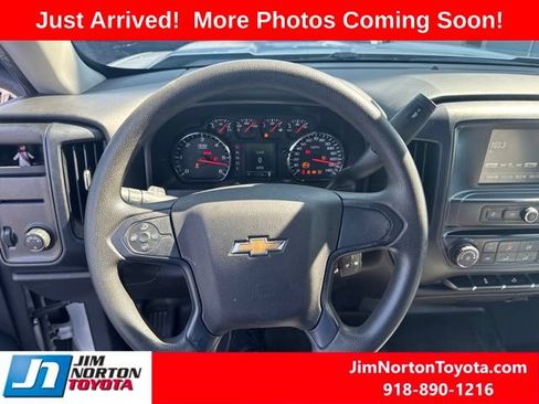 Used 2017 Chevrolet Silverado 1500 W/T w/ WT Convenience Package AWD/4WD image 10