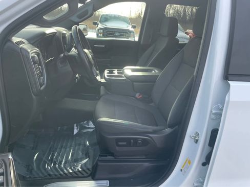 Used 2022 Chevrolet Silverado 1500 LT w/ Bed Protection Package image 14