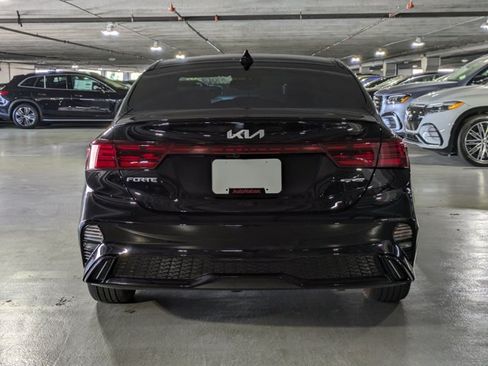 Used 2024 Kia Forte GT-Line w/ GT-Line Premium Package FWD image 6