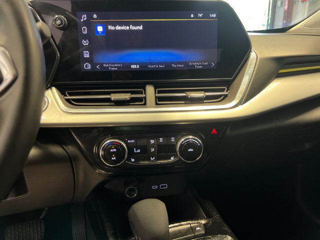 Used 2024 Chevrolet Trax LT w/ Driver Confidence Package FWD image 24