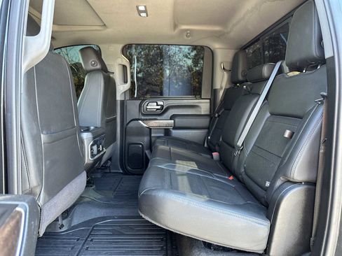 Used 2020 GMC Sierra 3500 Denali w/ Denali Ultimate Package image 18