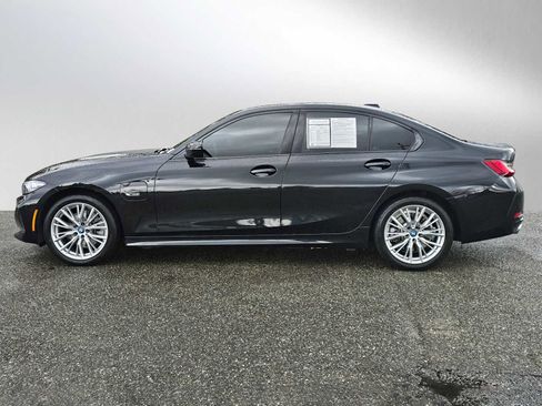 Used 2023 BMW 330e w/ Driving Assistance Package image 6