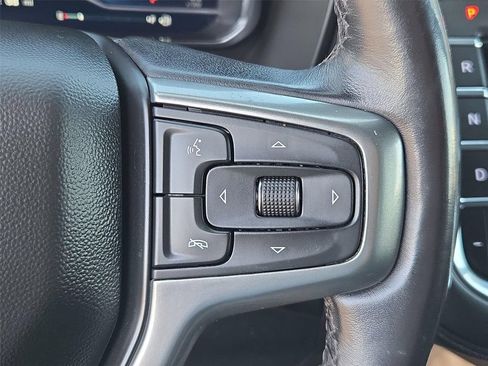 Certified 2022 Chevrolet Suburban Z71 AWD/4WD image 38