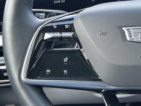 Certified 2024 Cadillac Lyriq Luxury AWD/4WD image 28