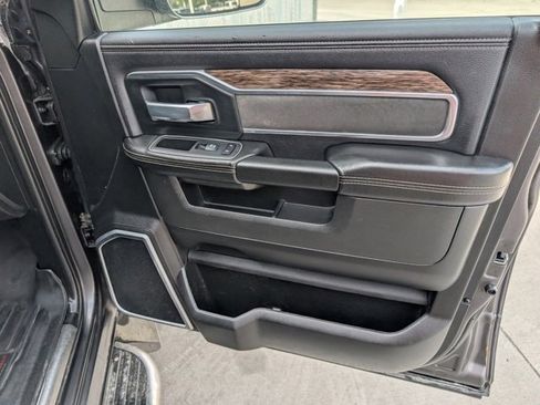 Used 2020 RAM 2500 Laramie image 37