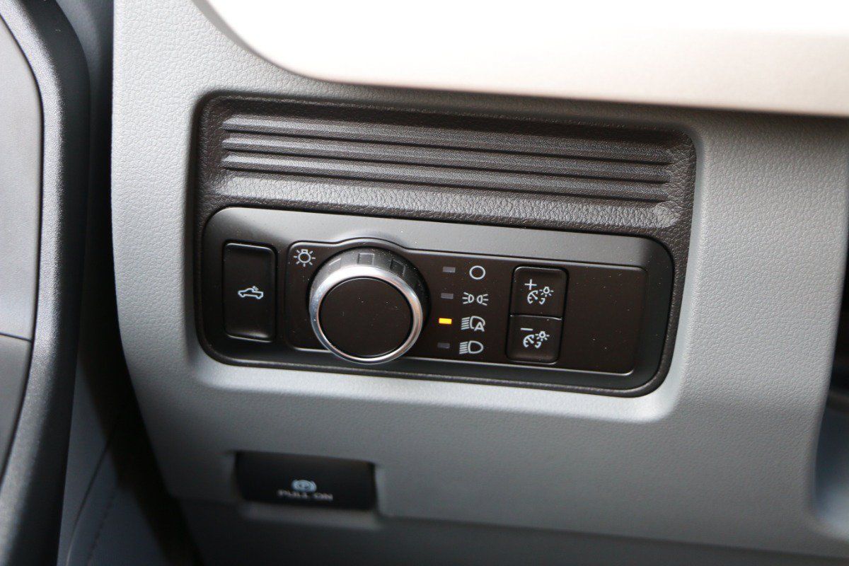 Used 2026 Ford F250 XL RWD image 19
