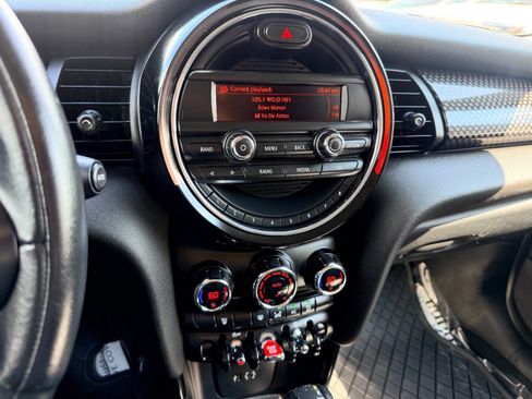 Used 2015 MINI Cooper S FWD image 32