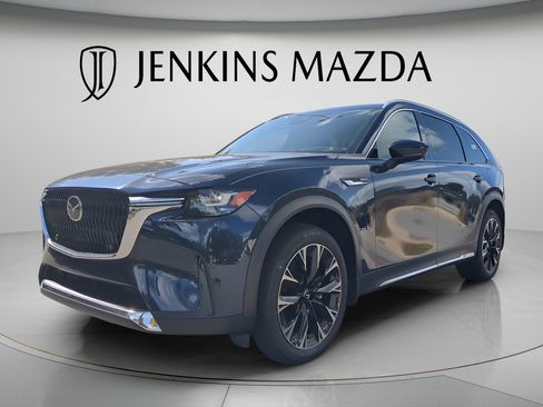 Certified 2025 MAZDA CX-90 Plug-In Hybrid w/ Premium Plus AWD/4WD image 3