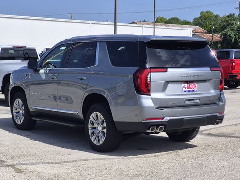 New 2026 GMC Yukon Denali w/ Advanced Technology Package AWD/4WD image 3