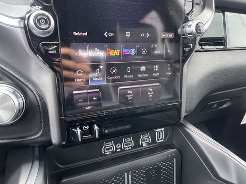 New 2026 RAM 1500 Laramie w/ Night Edition image 30