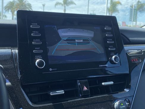 Used 2023 Toyota Camry SE FWD image 10