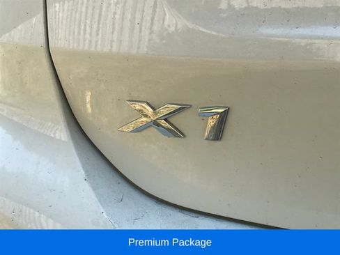 Used 2021 BMW X1 xDrive28i AWD/4WD image 5