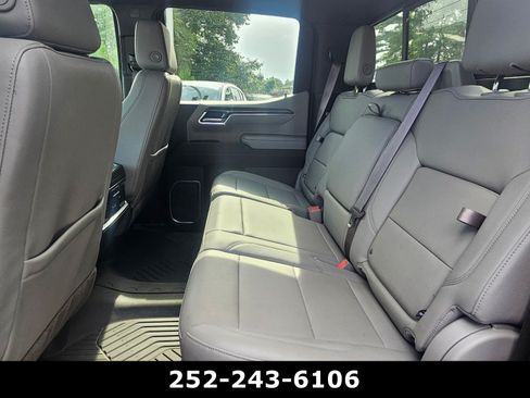 Used 2023 Chevrolet Silverado 1500 LTZ w/ LTZ Premium Package AWD/4WD image 7