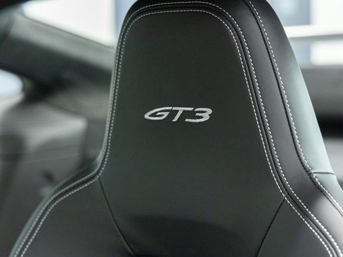 Used 2022 Porsche 911 GT3 RWD image 41