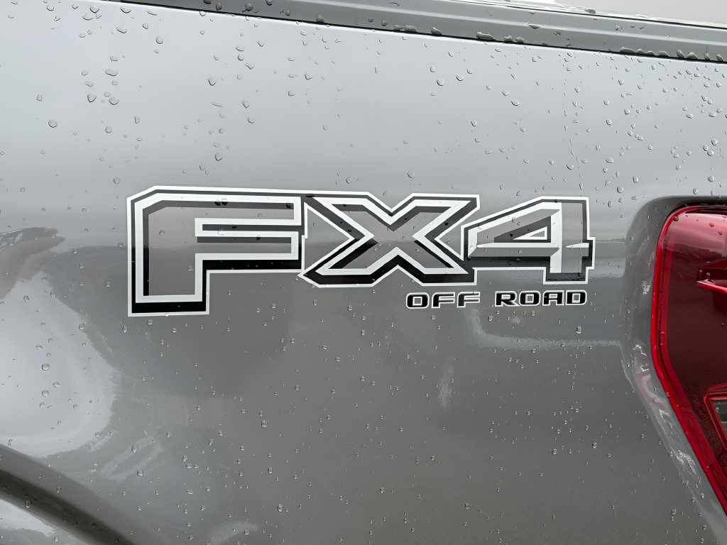 Certified 2025 Ford F150 Platinum w/ FX4 Off-Road Package AWD/4WD image 24