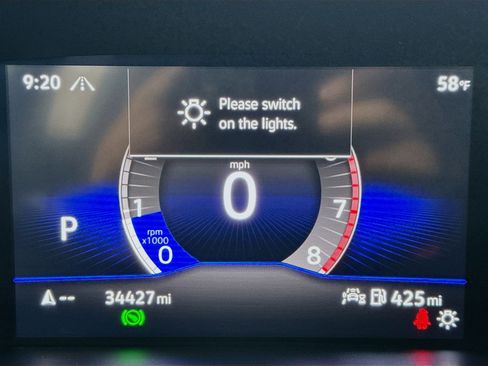 Used 2023 Volkswagen Taos SE w/ Panoramic Sunroof Package image 16