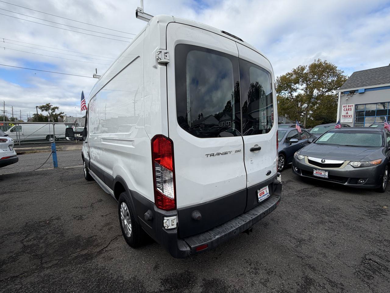 Used 2015 Ford Transit 250 148 Medium Roof w/ Interior Upgrade Package RWD image 9