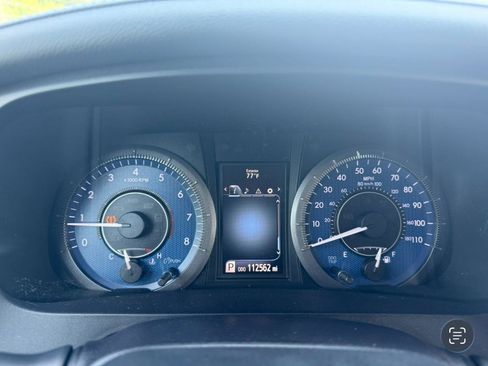 Used 2015 Toyota Sienna XLE FWD image 18