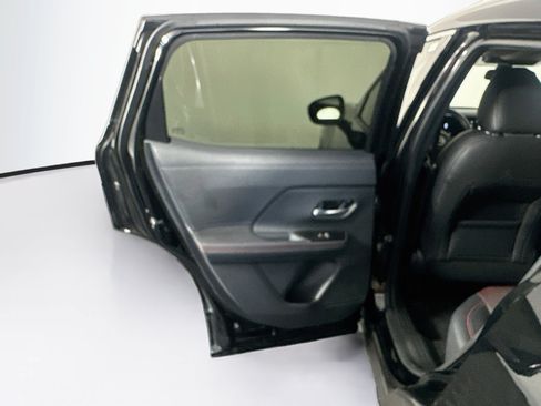 Used 2025 Nissan Kicks SR AWD/4WD image 27