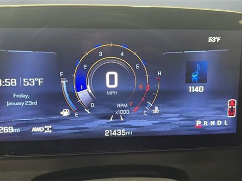 Used 2025 Chevrolet Traverse LT image 13