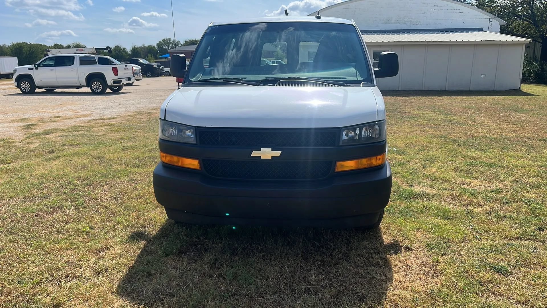 Used 2022 Chevrolet Express 2500 w/ Driver Convenience Package RWD image 7