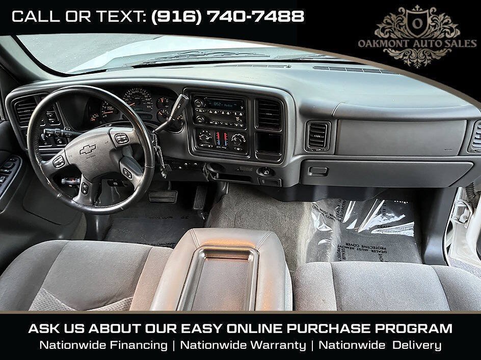 Used 2005 Chevrolet Silverado 3500 LS AWD/4WD image 20