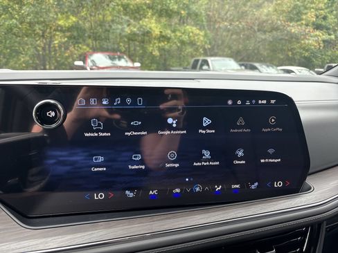 New 2026 Chevrolet Suburban Z71 w/ Comfort Package AWD/4WD image 19