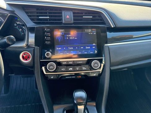 Used 2019 Honda Civic EX-L image 17