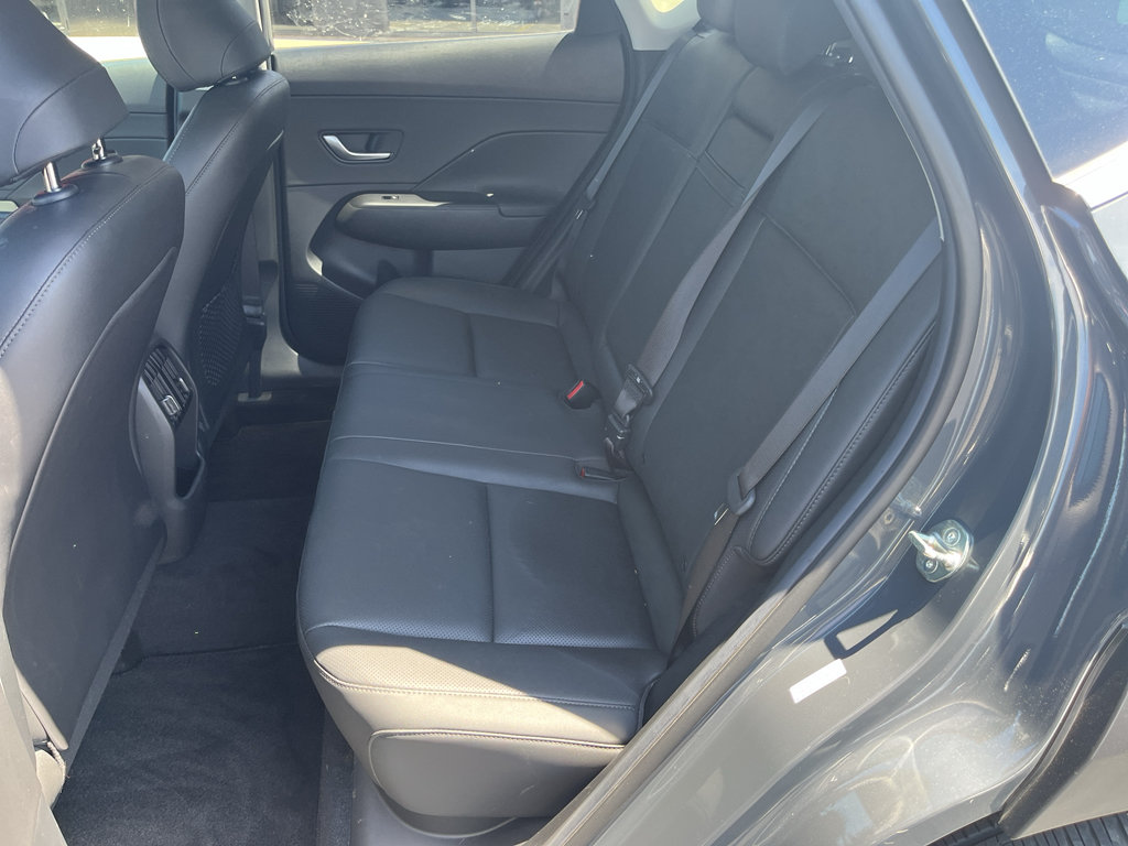Used 2025 Hyundai Kona Limited AWD/4WD image 38