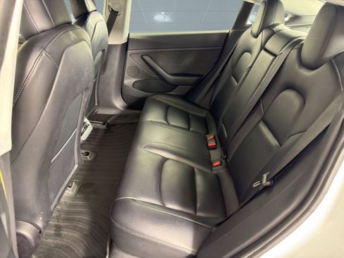 Used 2021 Tesla Model 3 Standard Range Plus image 13