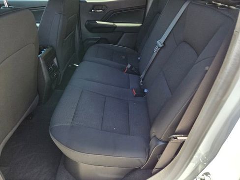 Used 2024 Chevrolet Colorado LT w/ LT Convenience Package RWD image 11