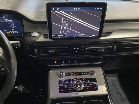 Used 2021 Lincoln Aviator 2WD image 14