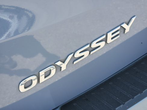 Used 2023 Honda Odyssey Sport image 12