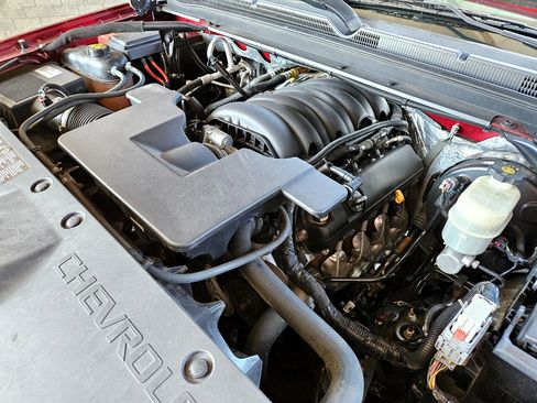 Used 2017 Chevrolet Tahoe LT image 27