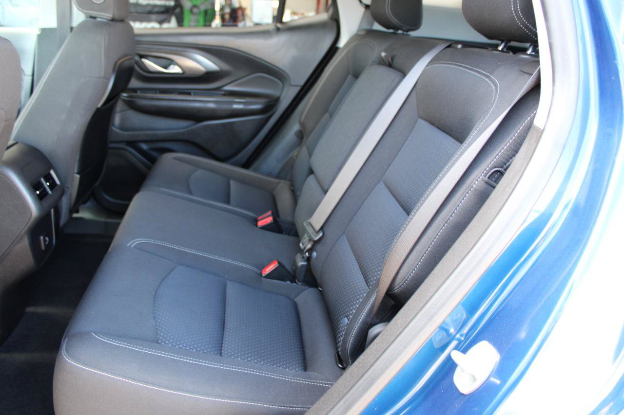 Used 2023 GMC Terrain SLE w/ Driver Convenience Package AWD/4WD image 40