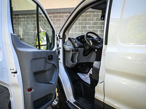 Used 2017 Ford Transit 350 148 Low Roof RWD image 6
