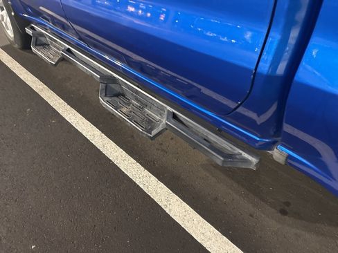 Used 2022 Chevrolet Silverado 1500 Custom image 8