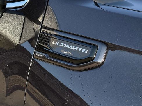 Used 2023 GMC Sierra 1500 Denali Ultimate image 7