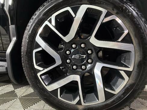 Used 2024 Chevrolet Silverado EV RST image 40