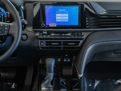 Used 2026 Toyota Camry LE image 20