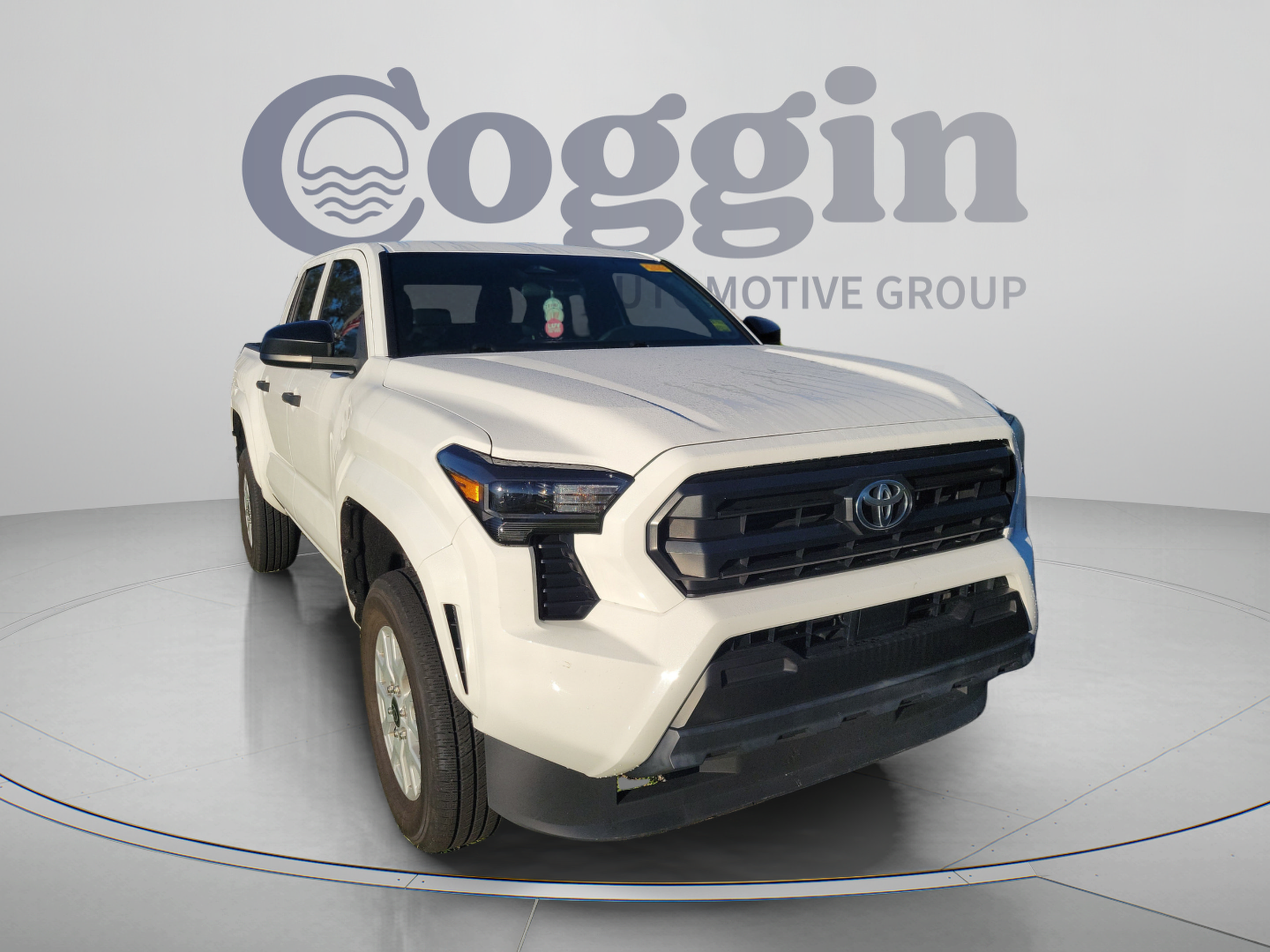 Used 2024 Toyota Tacoma SR RWD image 7