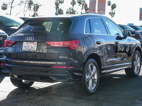 Used 2022 Audi Q3 2.0T Premium image 4