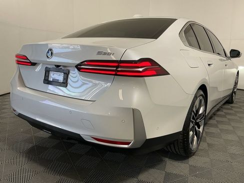 Certified 2025 BMW 530i w/ Premium Package RWD image 6