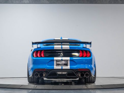 Used 2022 Ford Mustang Shelby GT500 w/ Carbon Fiber Track Pack RWD image 56