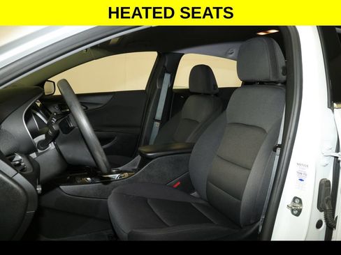 Used 2024 Chevrolet Malibu LT FWD image 3