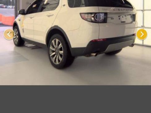 Used 2017 Land Rover Discovery Sport HSE Luxury AWD/4WD image 8