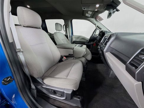 Used 2019 Ford F150 XLT w/ Equipment Group 302A Luxury AWD/4WD image 30