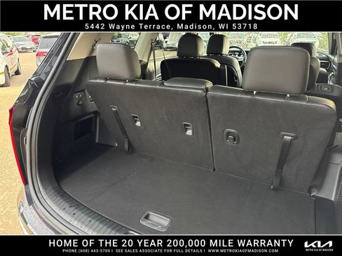 Used 2025 Kia Telluride S AWD/4WD image 37