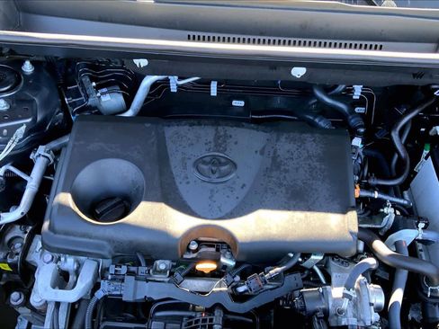 Used 2024 Toyota RAV4 LE image 30